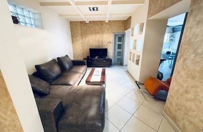 Alquiler de un acogedor piso de 2 habitaciones, 56 m², en el centro de Belgrado, Serbia